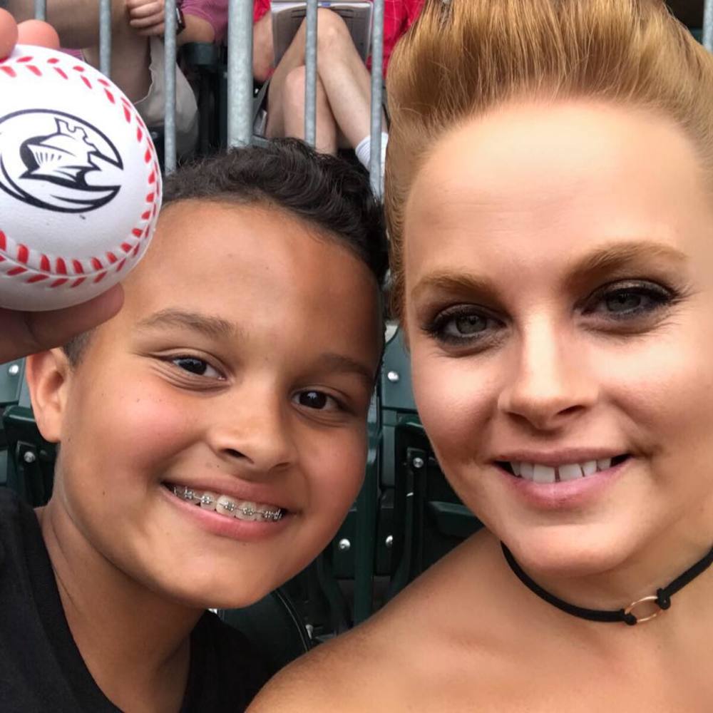 Meet your Posher, Wendy